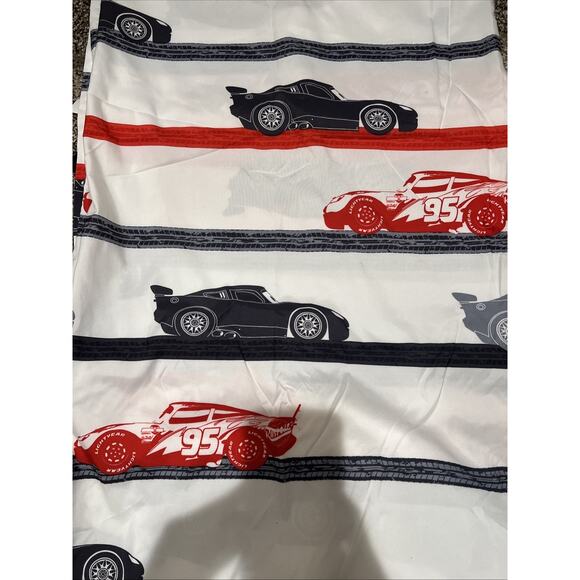 Disney Cars Lightning McQueen Red/black/Gray/White Full Size Flat Sheet - Picture 1 of 3
